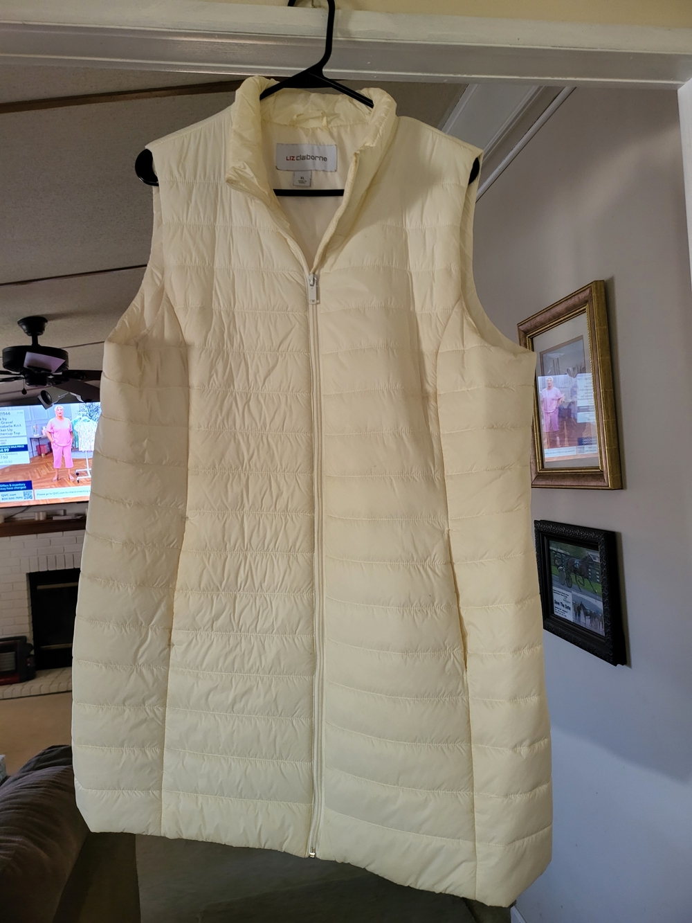 Light Yellow Quilted Puffer Vest - Liz Claiborne